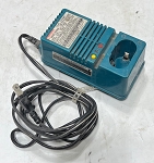Makita Fast Charger DC9700A0695 Battery Charger